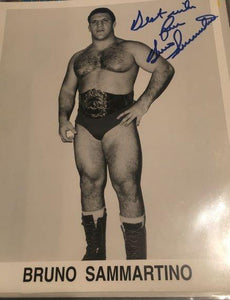 Bruno Sammartino 8x10 B&W photo autographed - LW Sports