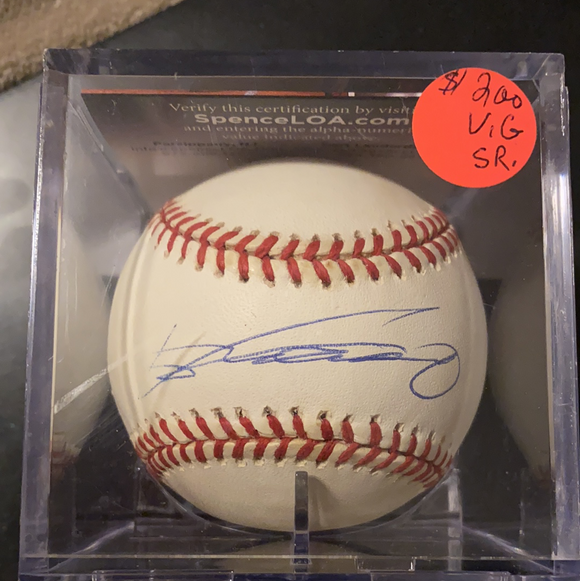 Vladimir Guerrero autographed MLBall - LW Sports