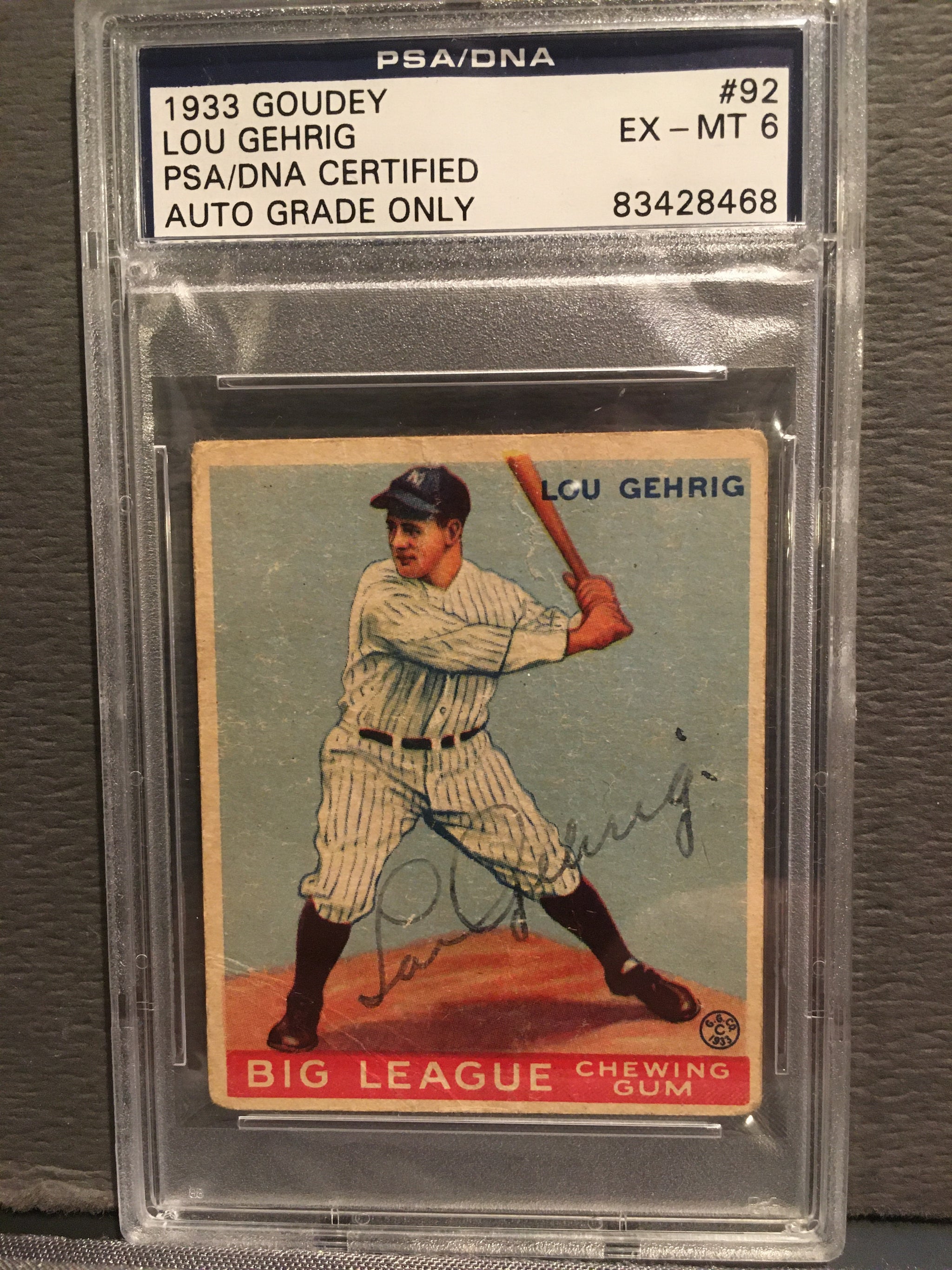 Lou Gehrig autographed 1933 Goudey Card PSA/DNA slabbed and graded