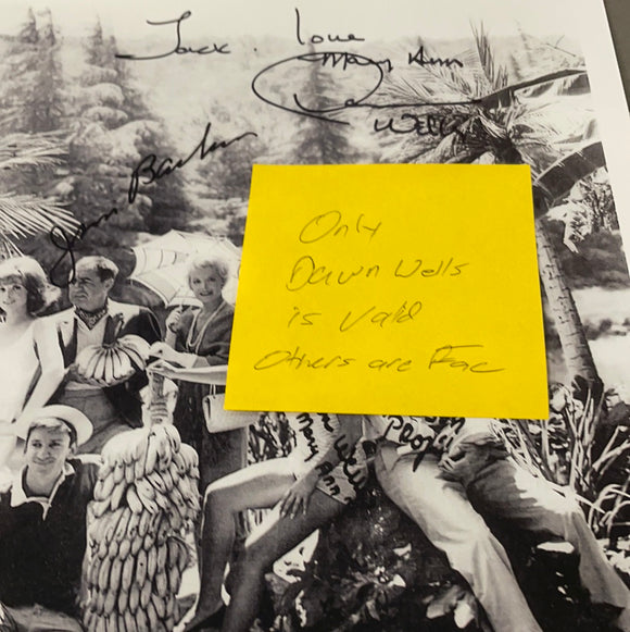 Dawn Wells autographed Gilligans Island photo JSA certified