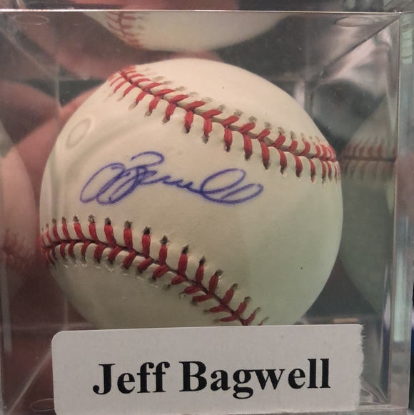 Jeff Bagwell autographed MLBall slight fading - LW Sports