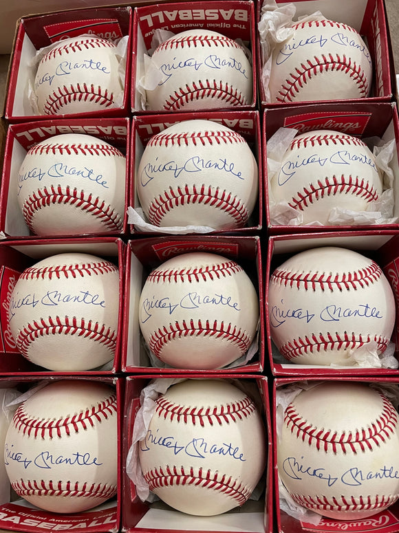 Mickey Mantle autographed MLB baseball  PSA 9 grade.