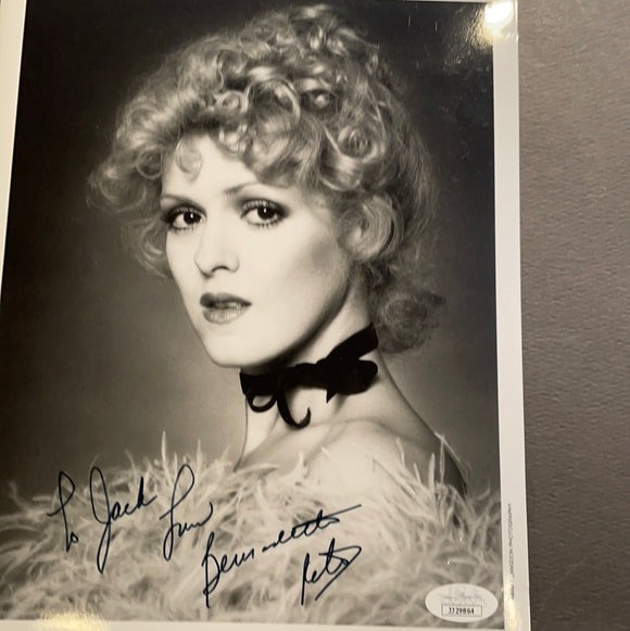 Bernadette Peters autographed 8x10 BxW photo personalized JSA certified