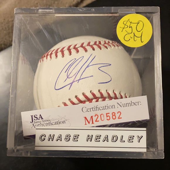 Chase Headley autographed MLBall - LW Sports