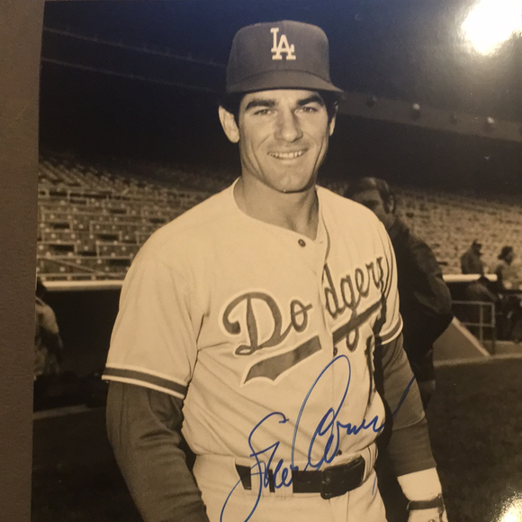 Steve Garvey autographed 8x10 B&W photo